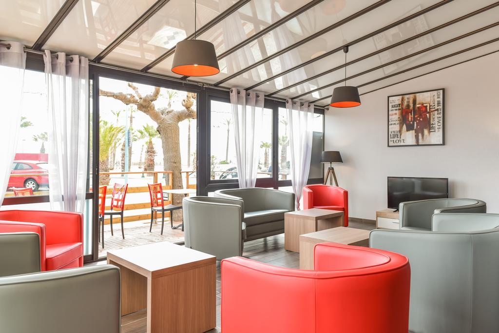 Logis Hotel Restaurant Mar I Sol Saint-Cyprien  Exterior foto